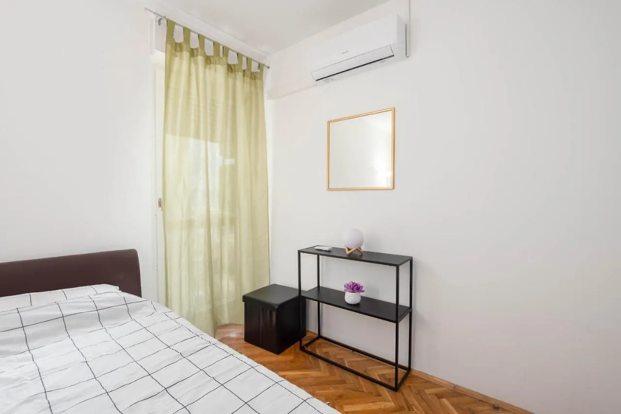 Apartment Apartman Grof Split