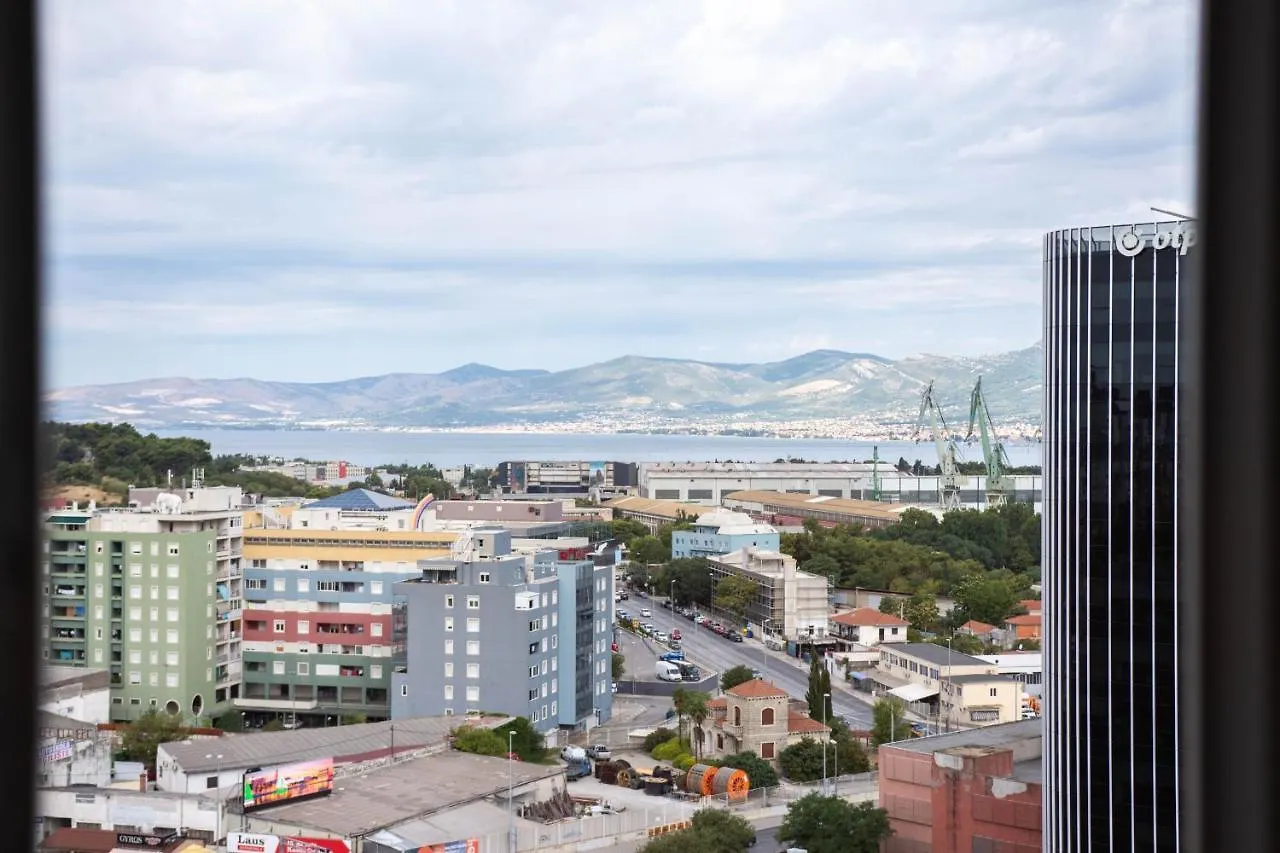 Apartman Grof Split 0*,  Croatia