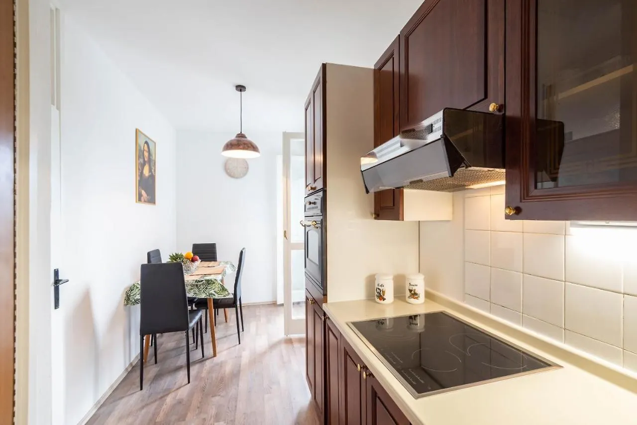 Apartment Apartman Grof Split